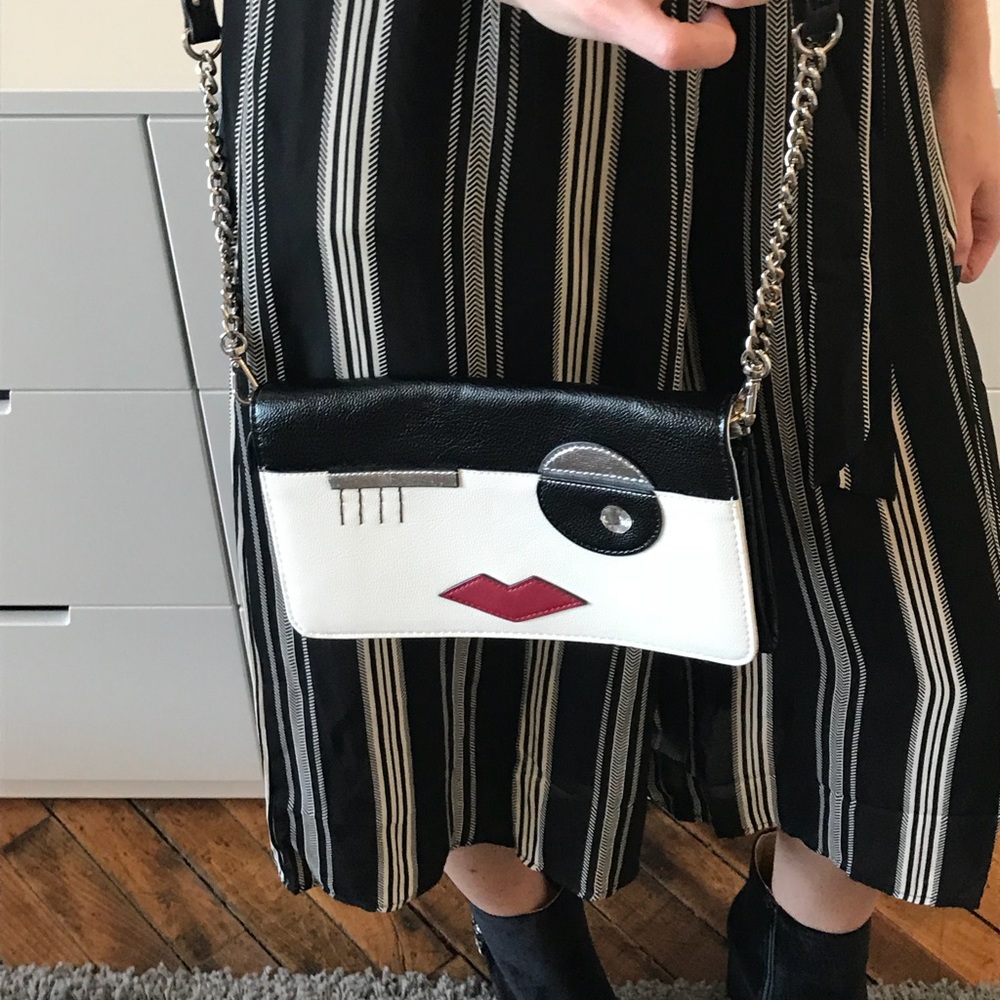 Crossbody bag